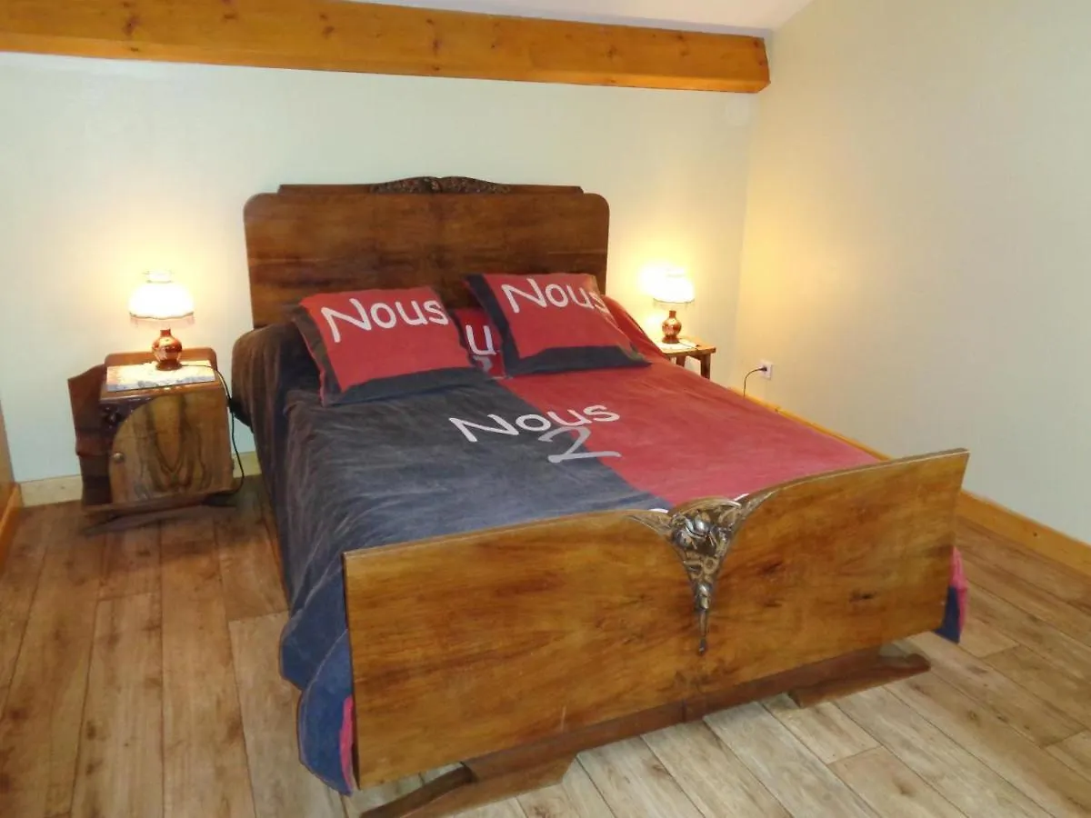 Gite De La Croix Apinac France