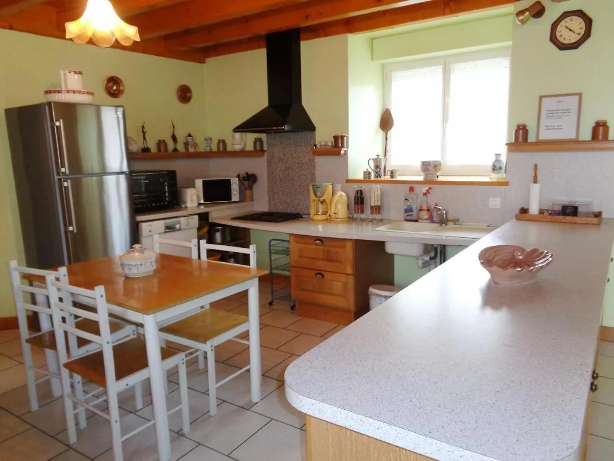 Gite De La Croix Apinac 0*,  France